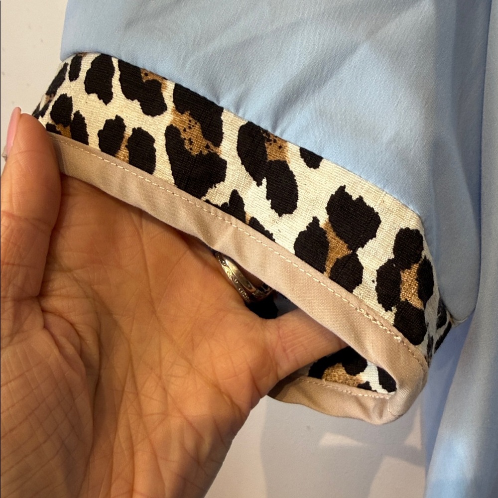 Entro blue puff sleeve top size large - Picture 4 of 6